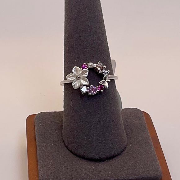 Amy and Annette Sterling Silver Open Floral Ring with Crystals from Swarovski - Picture 1 of 9